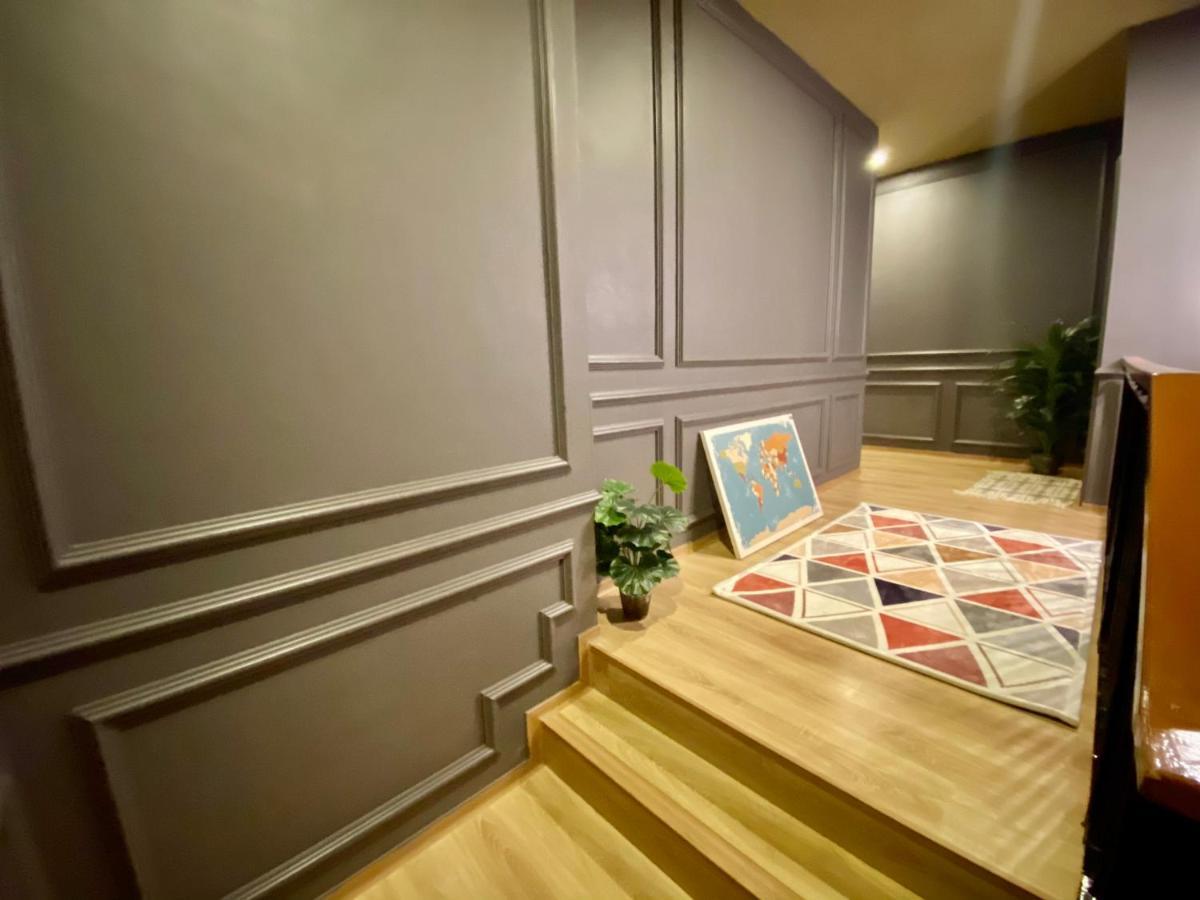 Faizal Madhi Homestay Kuching Ngoại thất bức ảnh