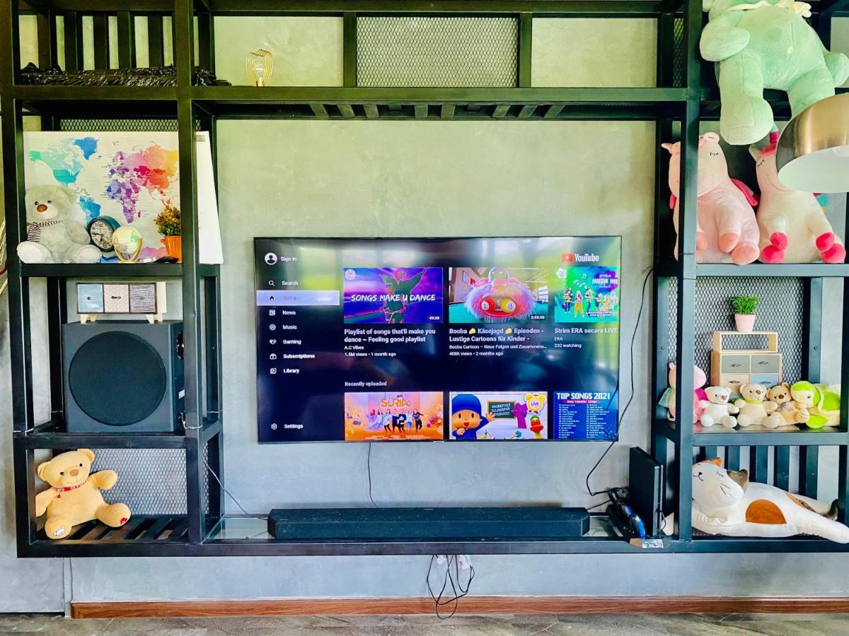 Faizal Madhi Homestay Kuching Ngoại thất bức ảnh
